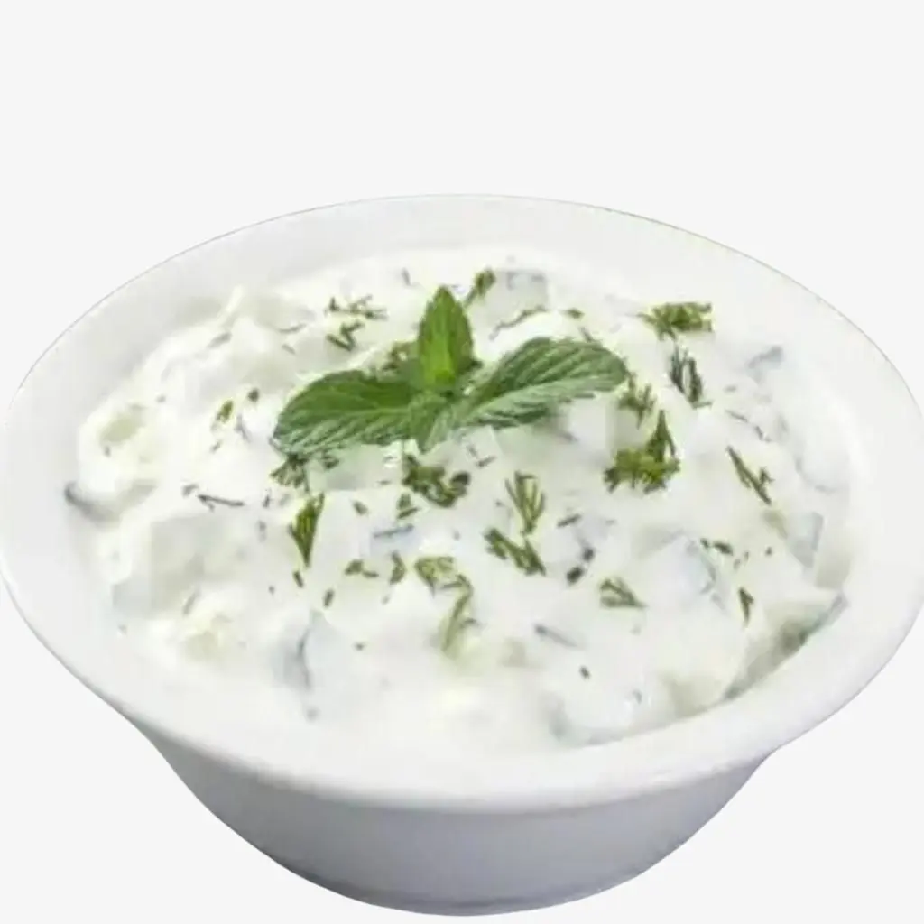 سلطه خيار باللبن
